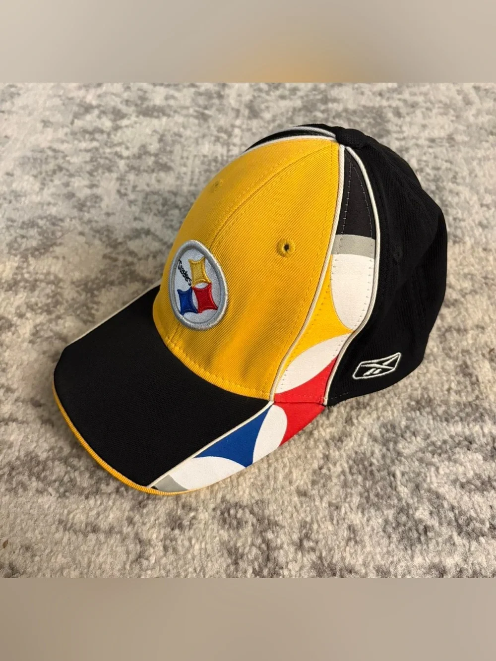 Reebok Pittsburgh Steelers Y2K Football Hat Like New Small/Medium